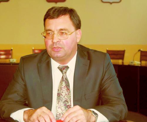 Уровень «профессионализма» первого заместителя мэра Биробиджана Сергея Солтуса на заседании годумы, мягко говоря, зашкаливает