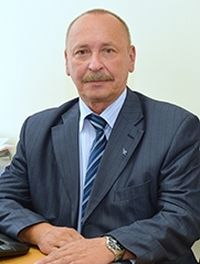 Евгений Петров