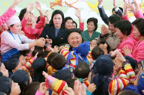Лидер КНДР Ким Чен Ын: «Если желает народ, выращивай даже на камне цветок»