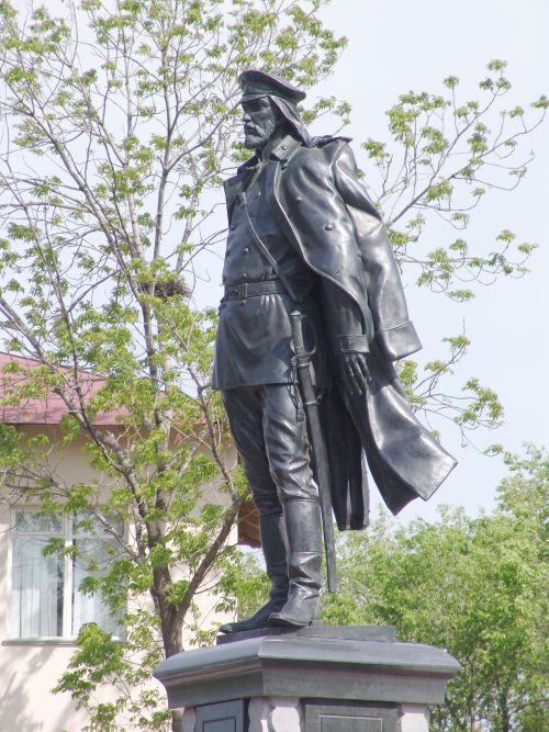 30 мая 2008 года в Хабаровске открыт памятник Якову Дьяченко скульптора Александра Рукавишникова. Фото Сергея Балбашова.