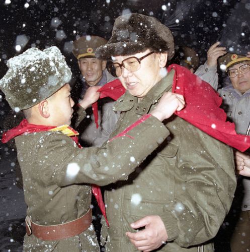 Ким Чен Ир в Мангендеском революционном училище. Январь 1997 года.