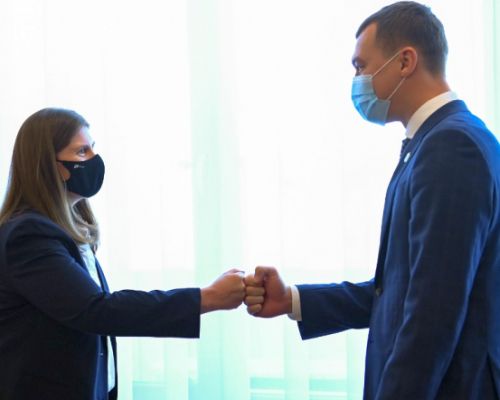 Михаил Дегтярев встретился с президентом компании «Эксон Нефтегаз Лимитед» Шелли Бир