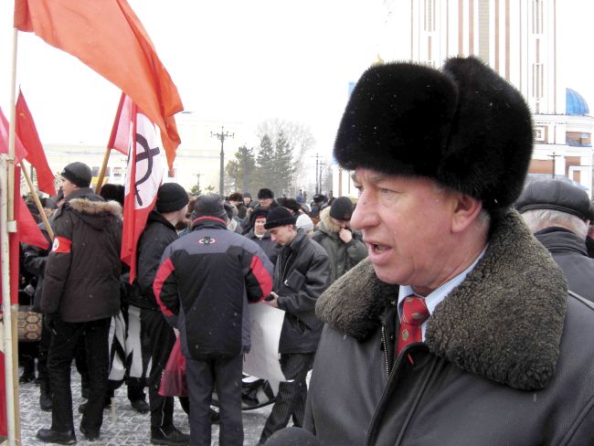 Леонид Голуб на митинге