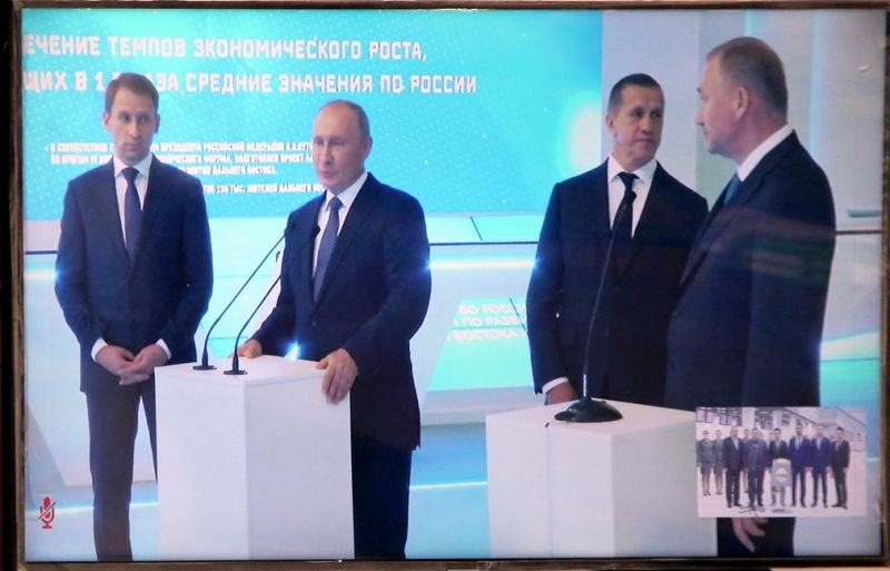 Президент России запустил в эксплуатацию новый терминал Международного аэропорта Хабаровск
