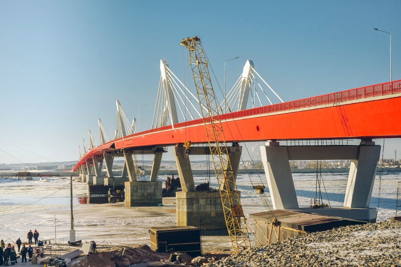 Возведение российской части трансграничного моста через Амур завершено