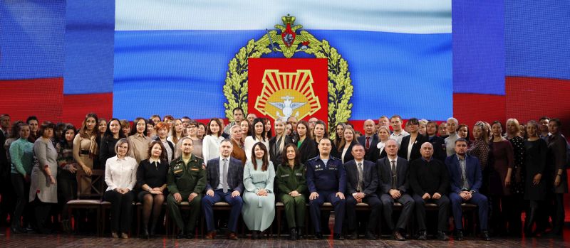 В Хабаровск завершился сбор должностных лиц юридической службы Восточного военного округа. (нажмите, чтобы увеличить)