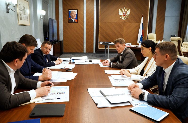 Губернатор Приморья и Министр строительства России обсудили развитие инфраструктуры Большого Камня