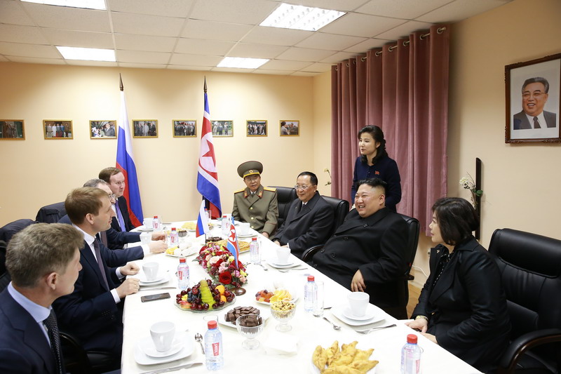 Ким Чен Ын побывал в Доме российско-корейской дружбы в Хасане у границы между КНДР и РФ.