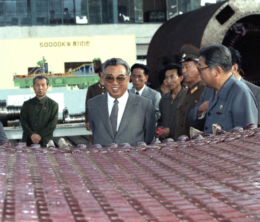 На Тэанском объединении тяжелого машиностроения. Июнь 1986 года.