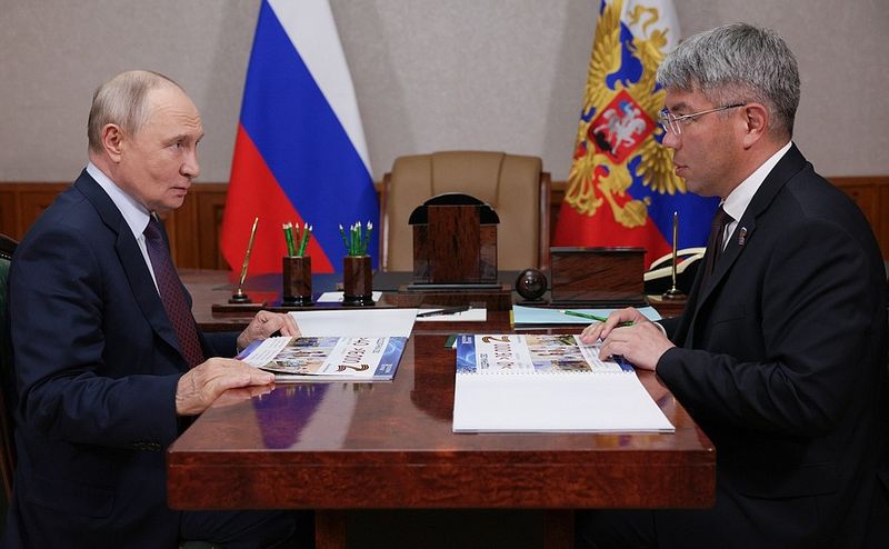 Встреча Владимира Путина с главой Республики Бурятия Алексеем Цыденовым