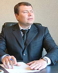В. Николаев