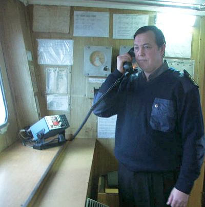 Сигнал SOS получил второй помощник капитана Руслан Идрисов